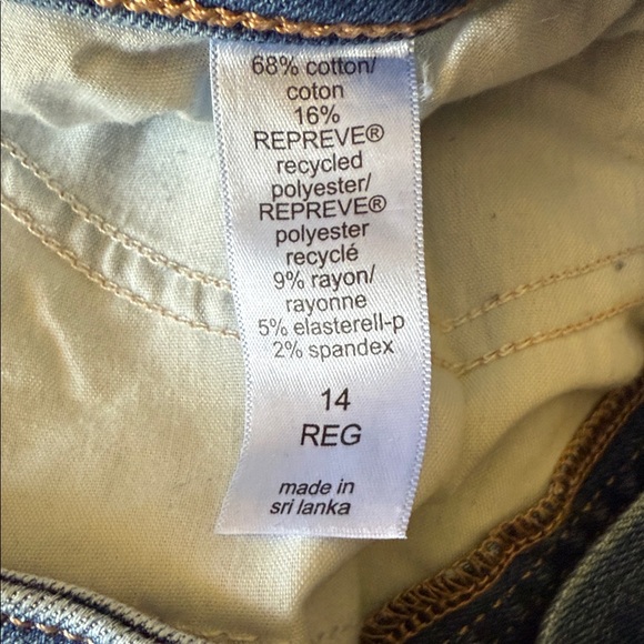 Edgely High Rise Super Skinny Distressed Women's Jeans Size 14 Regular - Picture 3 of 8